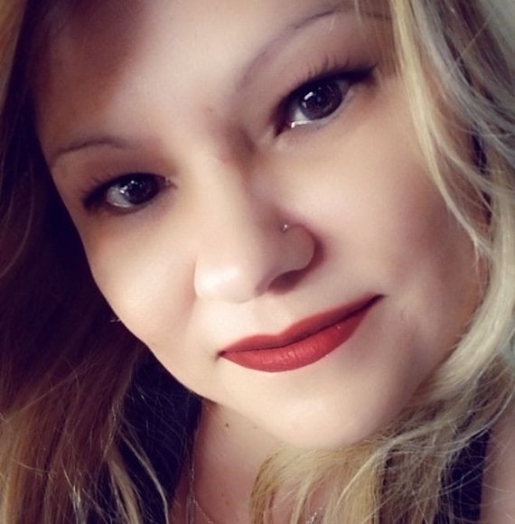 Profile Picture of Toni Sharp (@tsharp775) on Poshmark