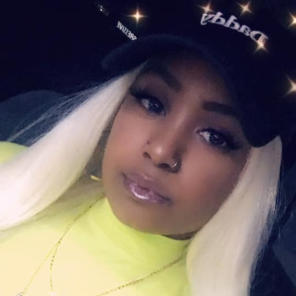 Profile Picture of Tamia Tamia (@tamiashanicej) on Poshmark