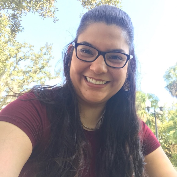 Profile Picture of Tanya Schaffer (@tschaffer28) on Poshmark