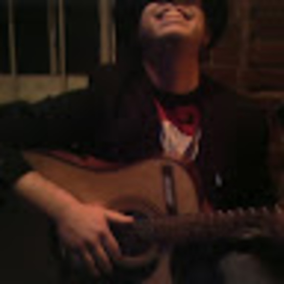 Profile Picture of Trevor Decuir (@trevordecuir) on Poshmark