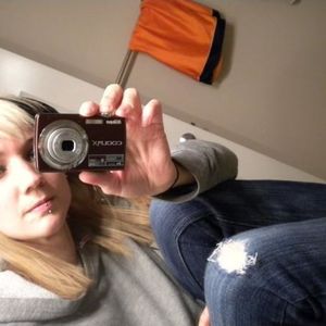 Profile Picture of Amanda Loitsch (@tr1ckygirl) on Myspace