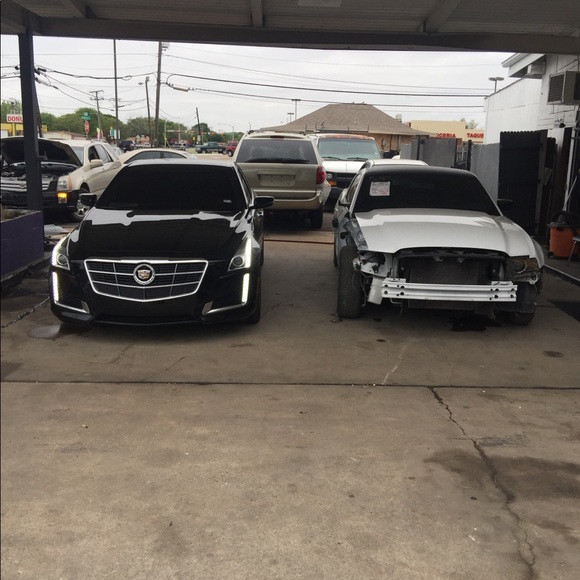 Profile Picture of Jander Lopez (@jander88) on Poshmark