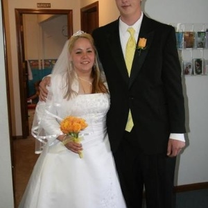 Profile Picture of Amanda Pettibon (@amandastoner) on Myspace