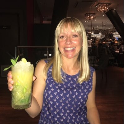 Profile Picture of Karen West (@homesqueakhome) on Twitter
