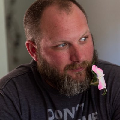 Profile Picture of Ryan Wares (@ryan_wares) on Twitter