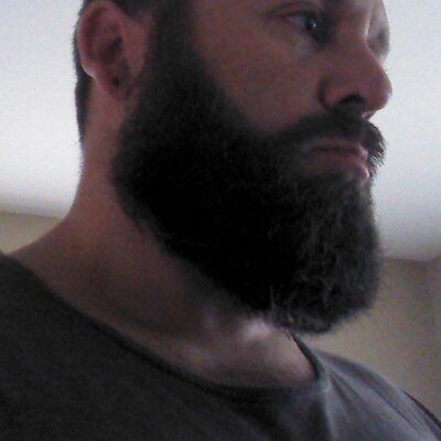 Profile Picture of Teddy Helton (@teddybeardiii) on Twitter