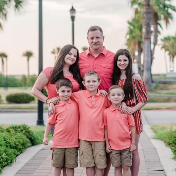 Profile Picture of Robert Alderman (@johndeereba) on Poshmark