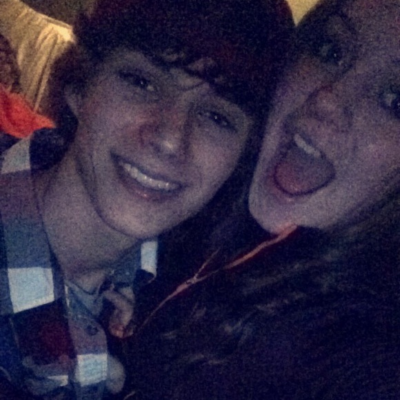 Sofia Snyder - Poshmark Profile Picture of Sofia Snyder (@sofiasnyder) on Poshmark