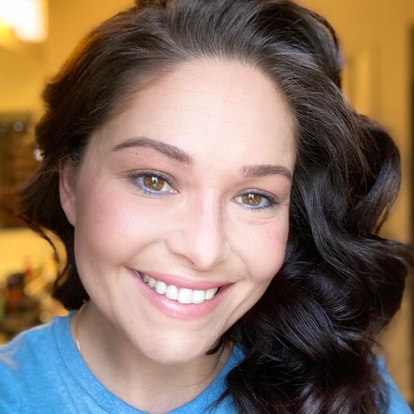 Profile Picture of Reba Secor holmes (@rebaholmes87) on Poshmark