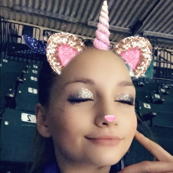 Profile Picture of Miranda Nixon (@miamix2005) on Poshmark