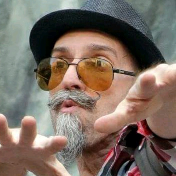 Profile Picture of Craig Sullivan (@dmix69) on Poshmark