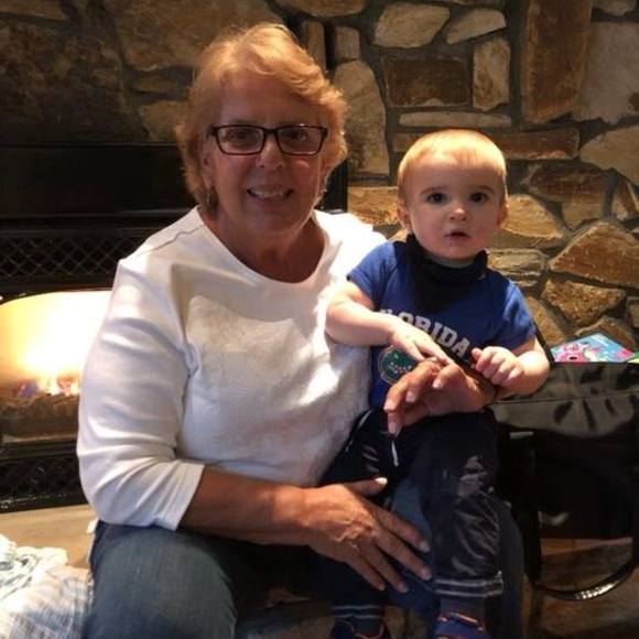 Nancy Barra - Poshmark Profile Picture of Nancy Barra (@nancan24) on Poshmark