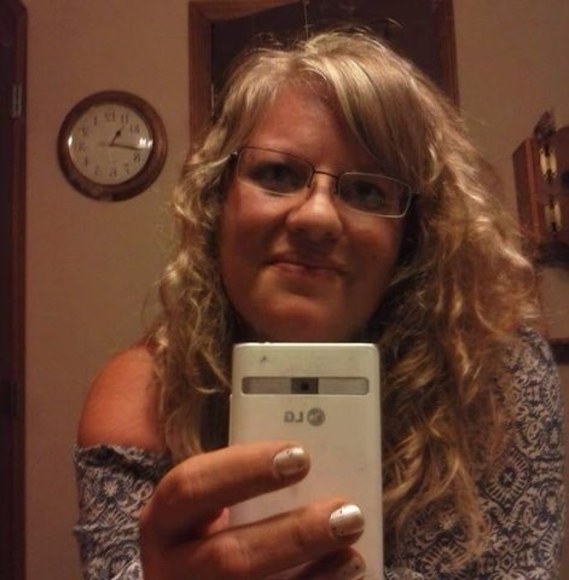 Profile Picture of Leah Degerstrom (@leahdegerstrom) on Poshmark