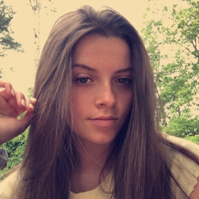 Profile Picture of Tay  🔆 💗 🦋 (@RothmelTaylor) on Twitter