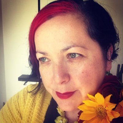 Profile Picture of Alex Villasante (@magpiewrites) on Twitter