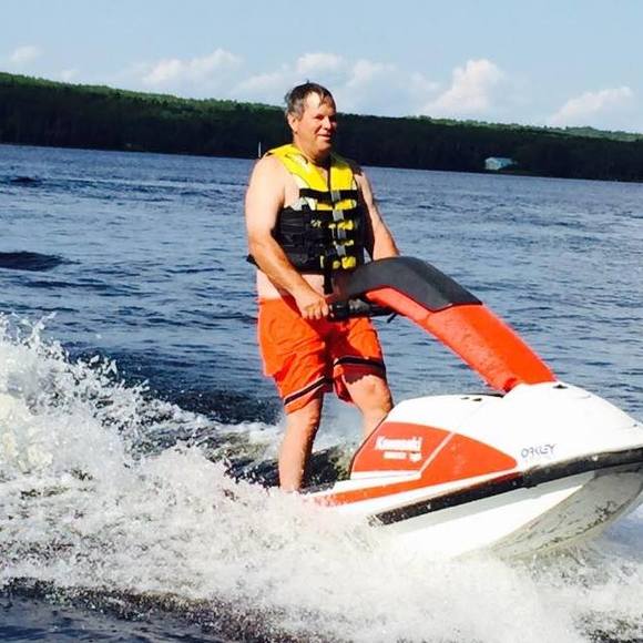 Profile Picture of Peter Schliep (@schliep) on Poshmark