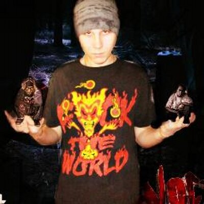 Profile Picture of Brad Tussey (@scarekrow_420) on Twitter