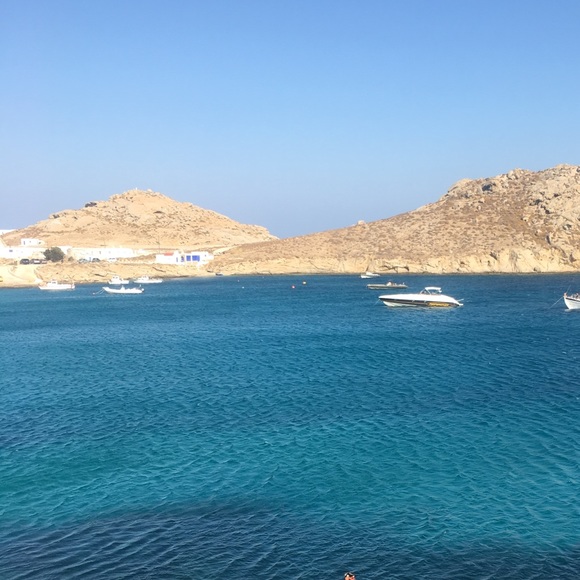 Profile Picture of Maria Poulos (@md75) on Poshmark