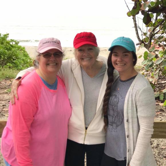 Profile Picture of Pat Widdowson (@pwiddowson1) on Poshmark