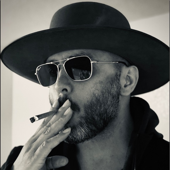 Profile Picture of Christopher Del real (@otterman458) on Poshmark