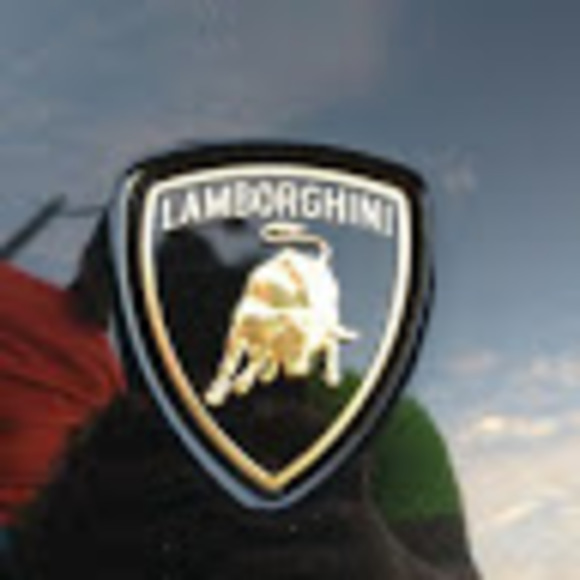 Profile Picture of Karzan Abed (@karzanabed5) on Poshmark