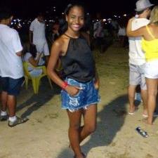 Profile Picture of Isabelle Rosa (@isabellerosa69) on Twitter