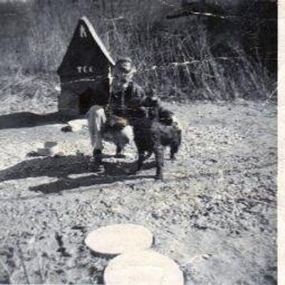 Profile Picture of John Molnar (@jrmolnar1) on Twitter