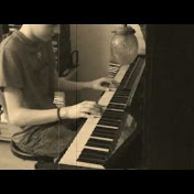 Profile Picture of Robert Kriz (@BobbyKruise) on Youtube