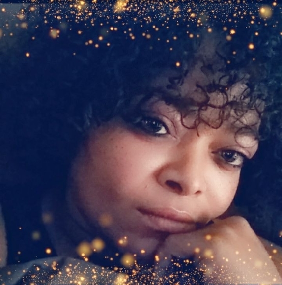 Profile Picture of Amber Mack (@msstalotta0922) on Poshmark