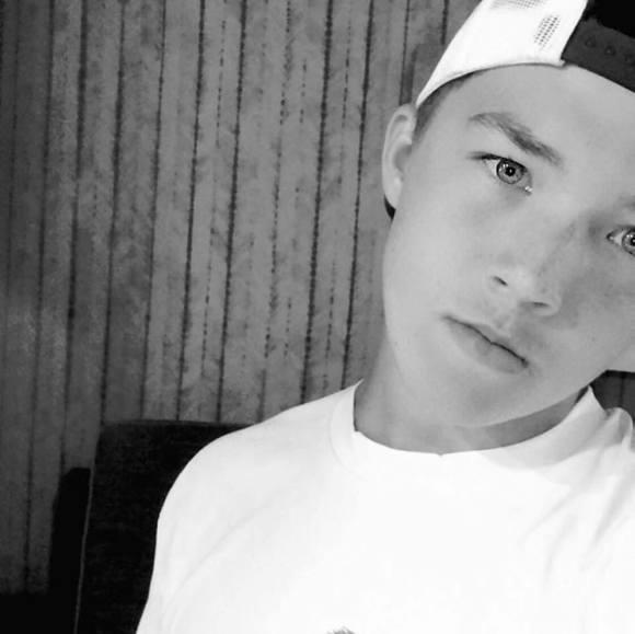 Profile Picture of Joseph Reno (@joseph111io) on Poshmark