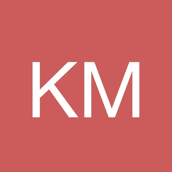 Profile Picture of Kelli Mcelhone (@kmmc123) on Poshmark