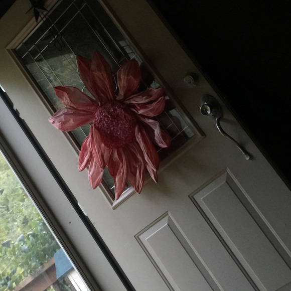 Profile Picture of Alyssa Yudt (@anicole11) on Poshmark