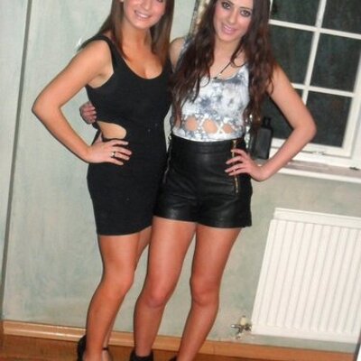 Profile Picture of Ashlee-Kim Bloom (@AshleeKimBloom) on Twitter