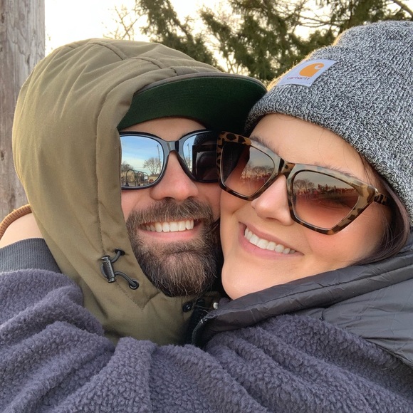 Elizabeth Altadonna - Poshmark Profile Picture of Elizabeth Altadonna (@mrsaltadonna) on Poshmark