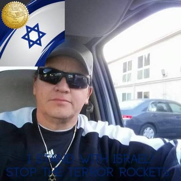 Profile Picture of Mcveigh Sheriff (@vidaabundante14) on Poshmark