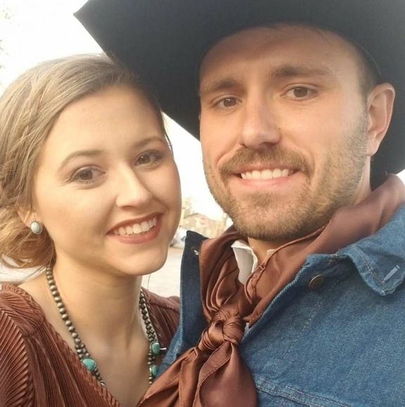 Profile Picture of Jessica Thornburg (@vailsj) on Poshmark