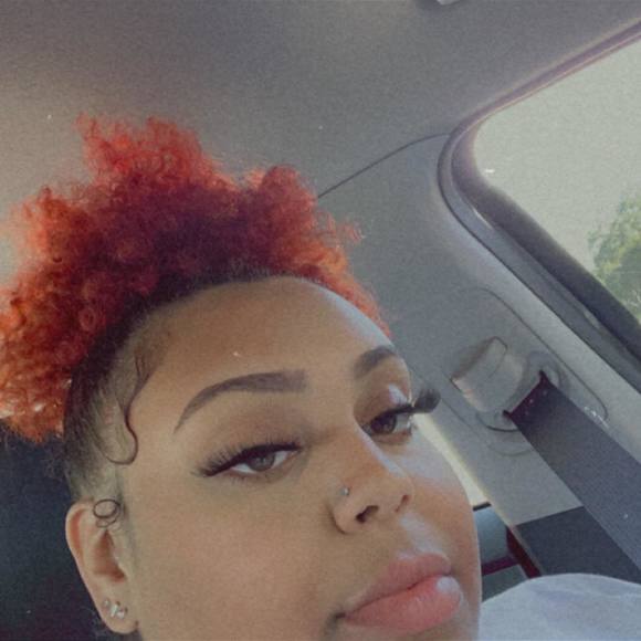 Profile Picture of Hannah Acree (@hannah_acree) on Poshmark