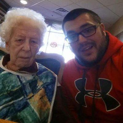 Profile Picture of Lyndon Pressler (@PaulLyndonPress) on Twitter