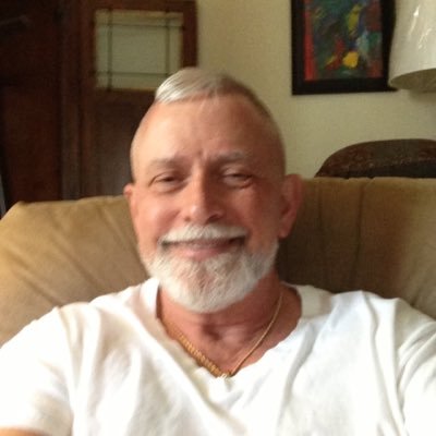 Profile Picture of Robert Higginbotham (@rhiggy444) on Twitter