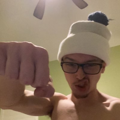 Profile Picture of Noah (@CalebNoahStiles) on Twitter