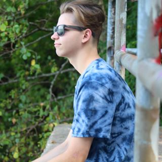 Profile Picture of Jeffery Brodzik (@JEFFFERYYY) on Facebook