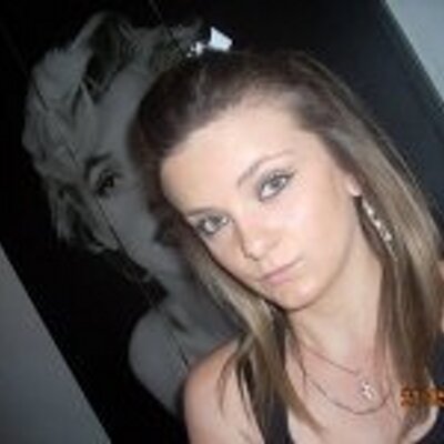 Profile Picture of Melissa James (@MeliJames19) on Twitter