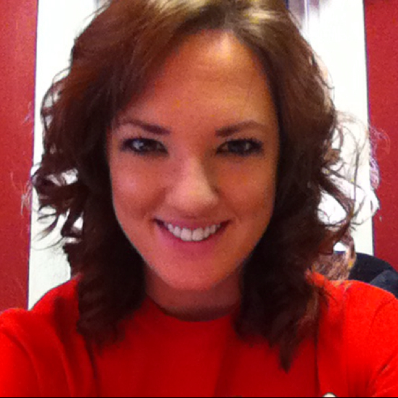 Profile Picture of Whitney Mcmoran (@wcmcmoran) on Poshmark