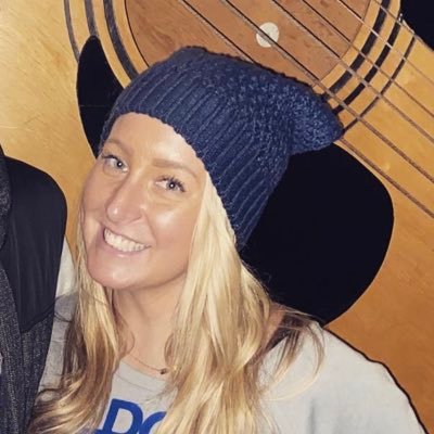 Profile Picture of Amanda Embry (@alembry615) on Twitter