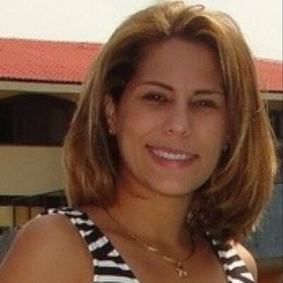 Profile Picture of Gina Benavides (@dra_gina) on Twitter