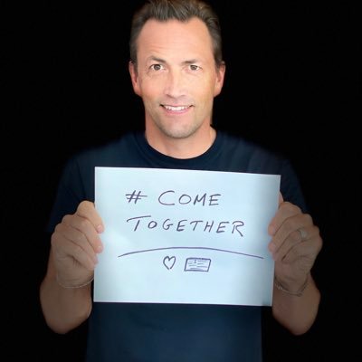 Profile Picture of Andrew Shue (@AndrewShue) on Twitter