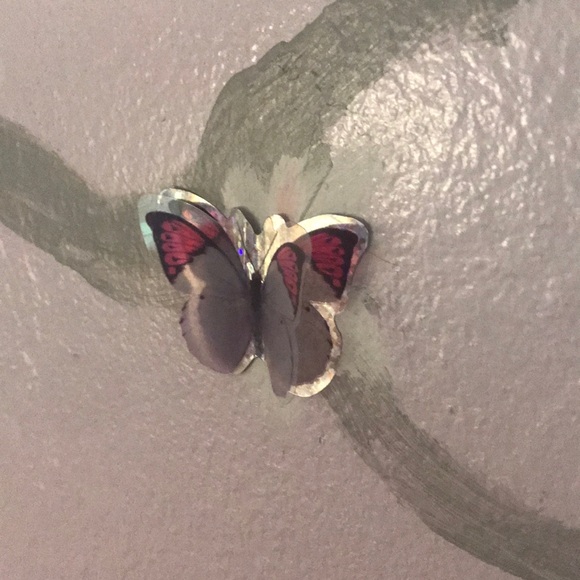 Profile Picture of Mariel Hall (@marielchall) on Poshmark