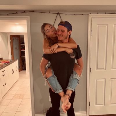 Profile Picture of Mark Wiens (@WiensMark) on Twitter