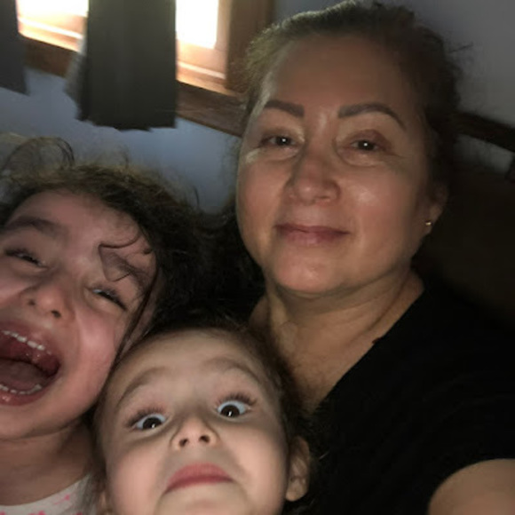 Profile Picture of Ingrid Aranibar (@aranibaringrid) on Poshmark