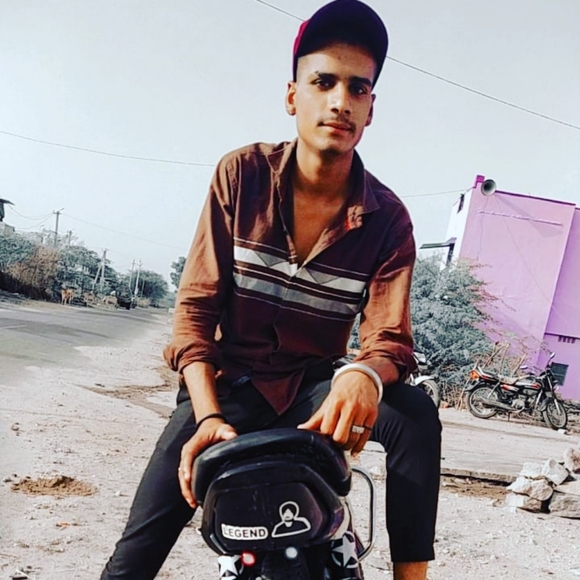 Profile Picture of Bhanwar Singh (@bhanwar_singh) on Poshmark